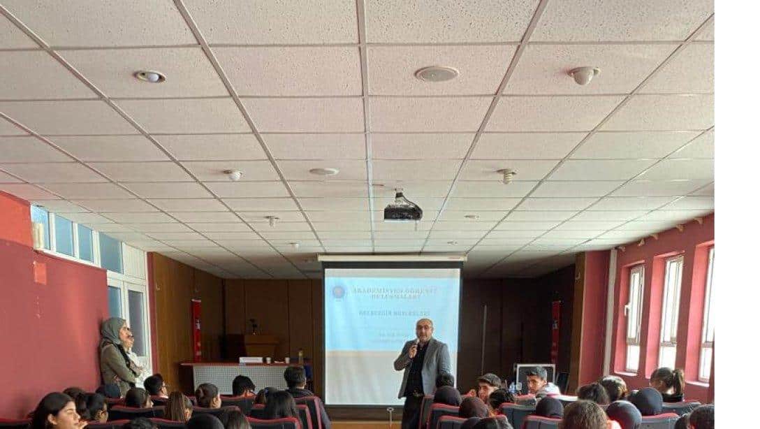 Fatih Anadolu Lisesi Öğrencilerine Geleceğin Meslekleri Konferansı Düzenlendi